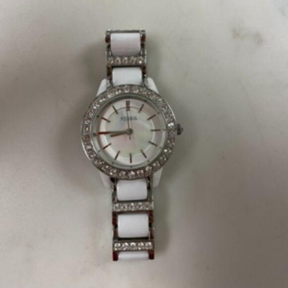Fossil, White Bling Watch - Picture 1 of 9